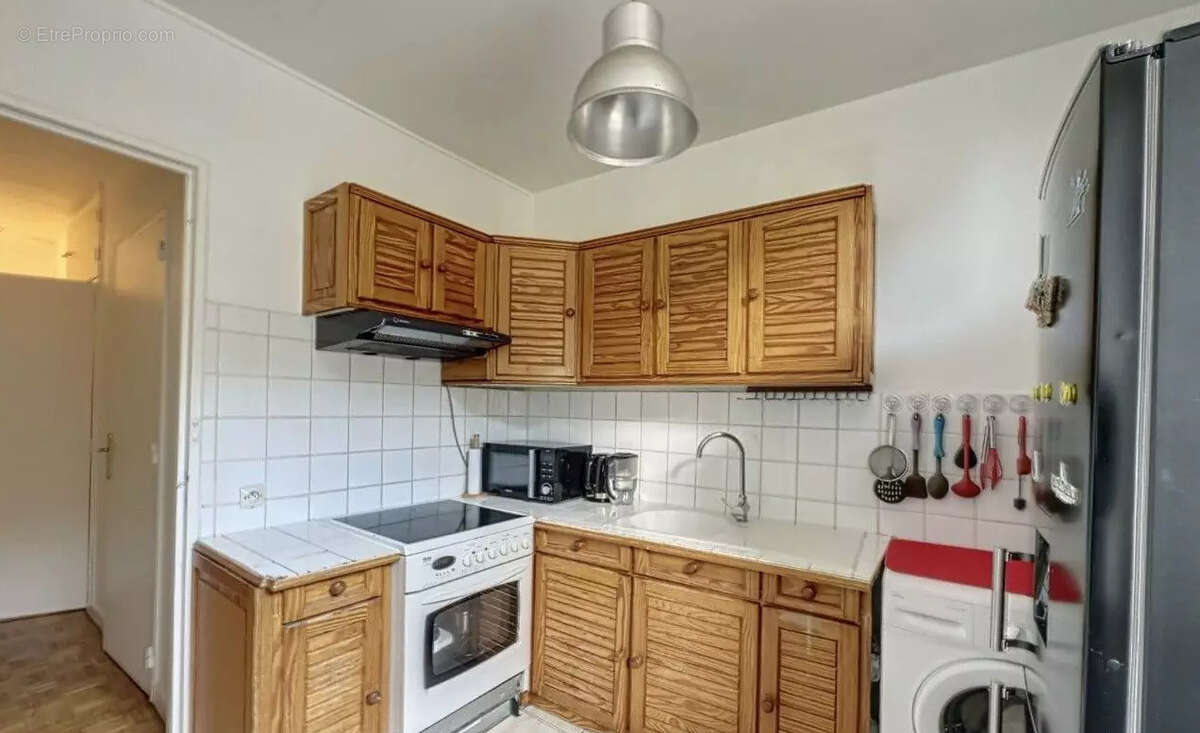 Appartement à COURBEVOIE