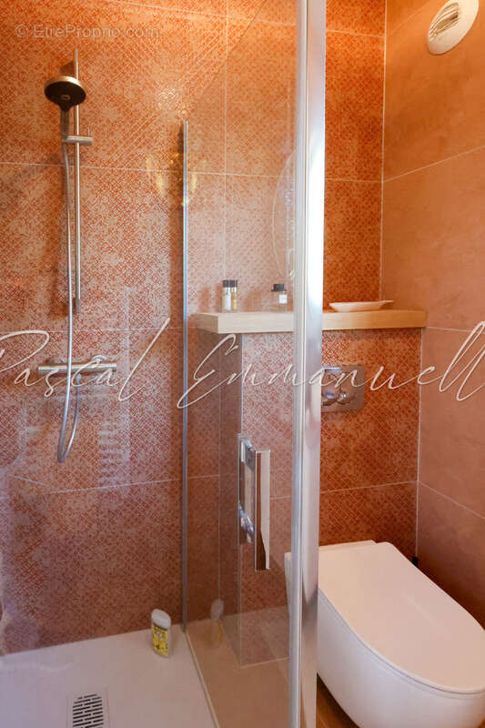 Appartement à MANDELIEU-LA-NAPOULE