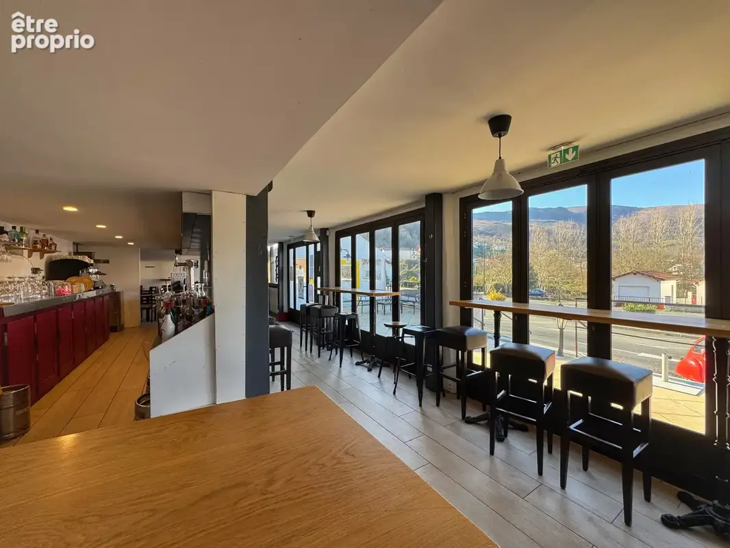 Ensemble immobilier murs commerciaux et appartement - photo 16