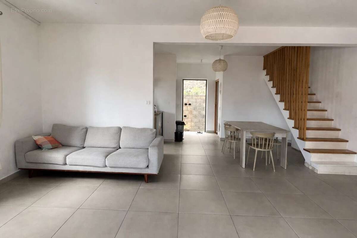 Maison à SAINT-PIERRE