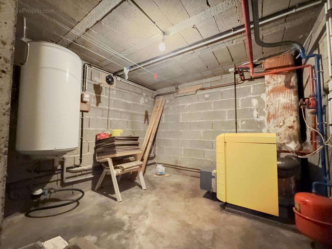 Maison à BRETENIERE