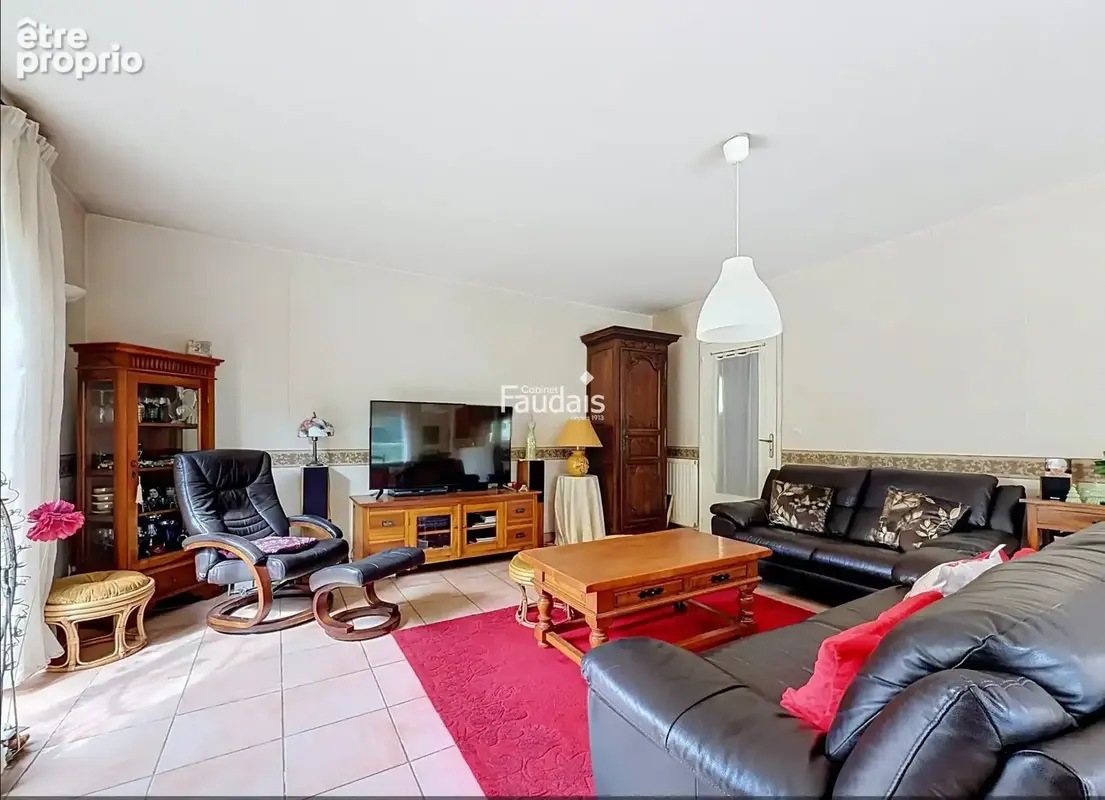 Maison 5 pièces 117 m² à vendre à Agneaux (50180) - photo 3