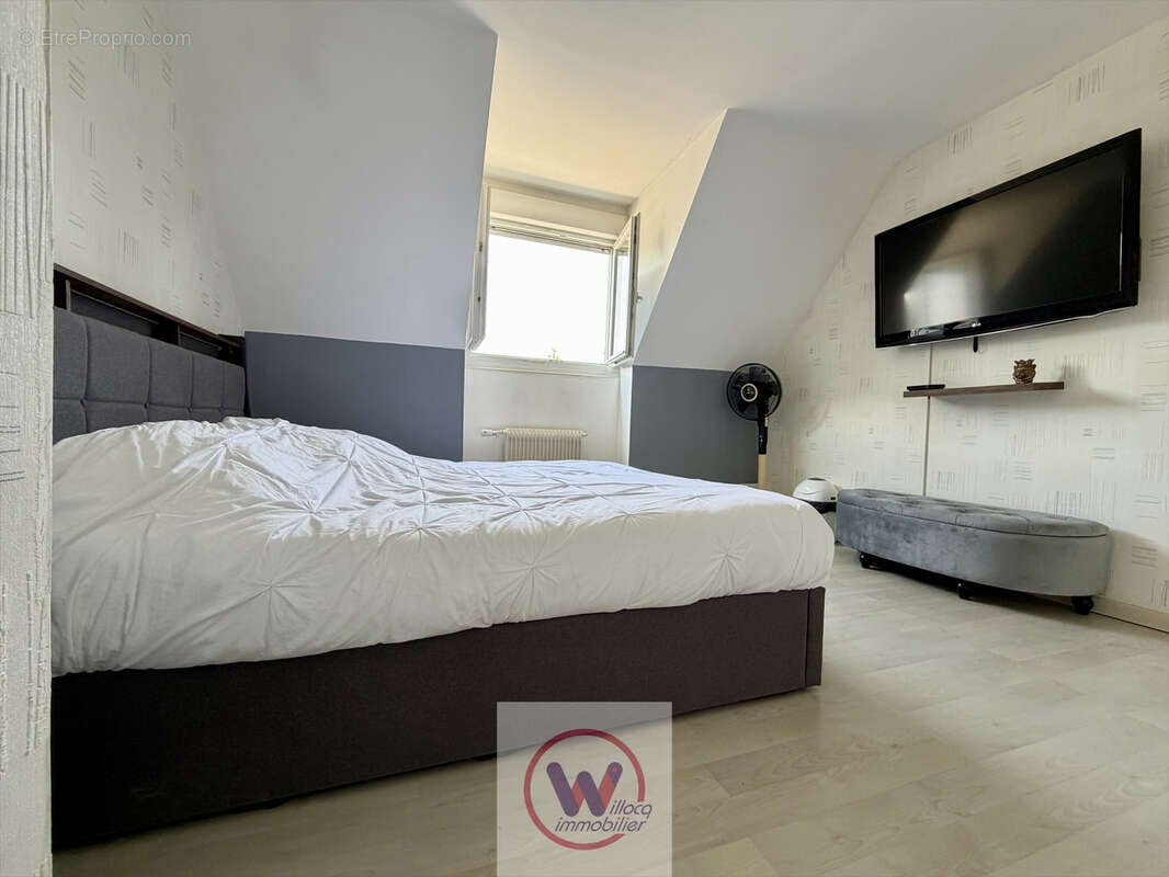 Belle maison de residence avec local professionnel en annexe - photo 8