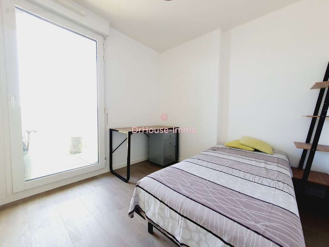 Appartement à COLOMBES