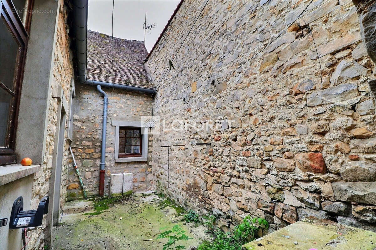 Maison à MILLY-LA-FORET