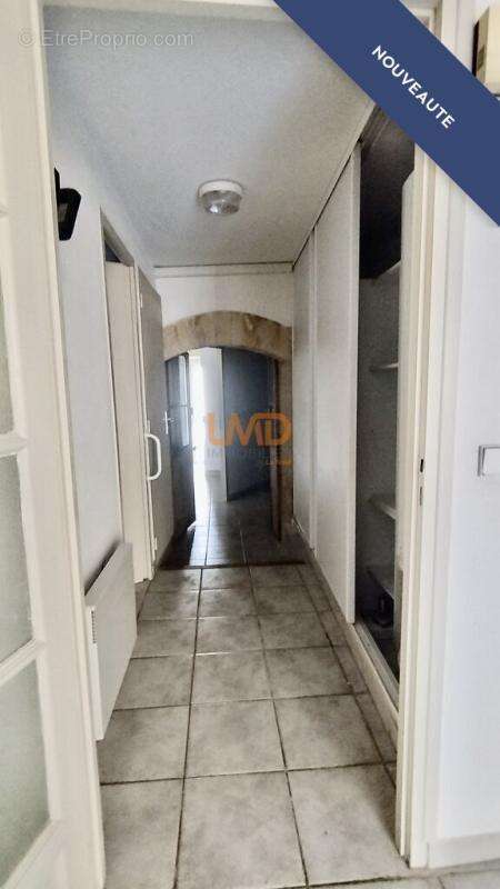 Appartement à CLARENSAC