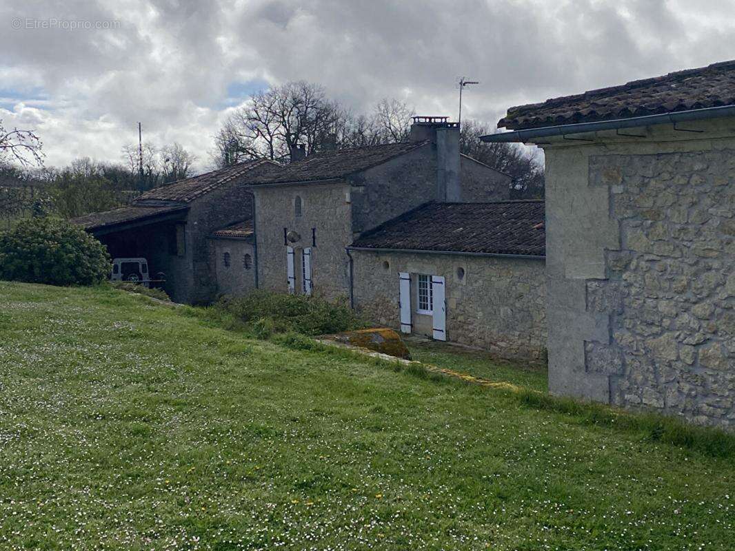 Maison à SAINT-PEY-DE-CASTETS