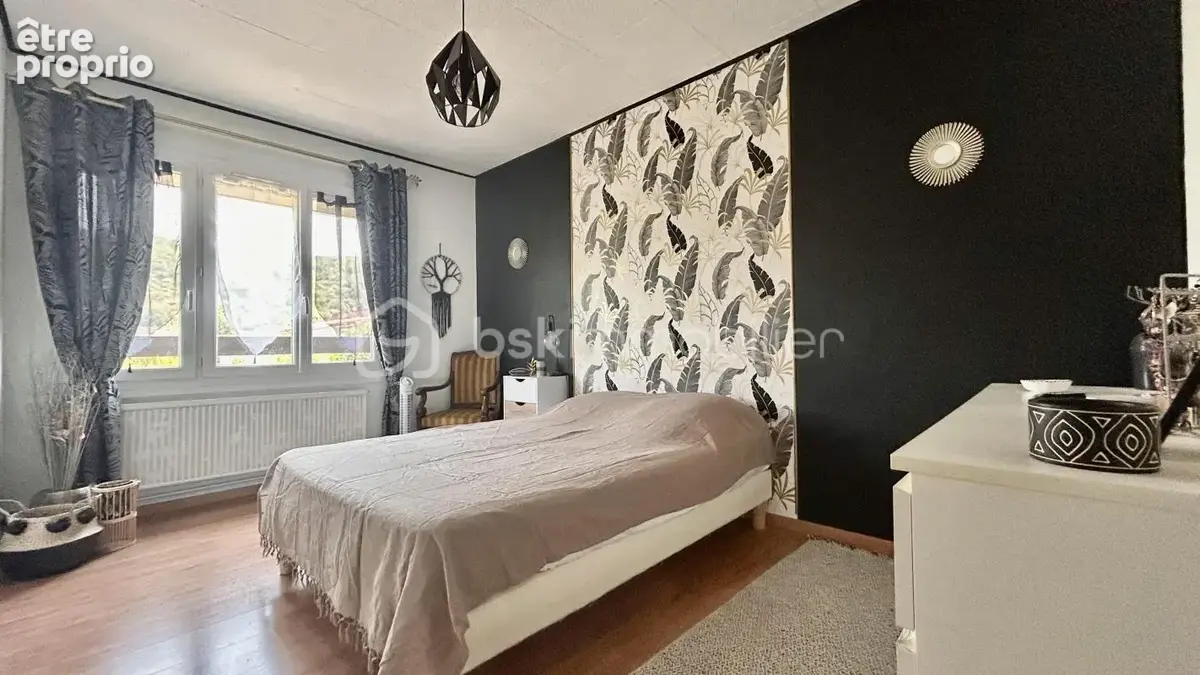 Maison mitoyenne T5 de 95 m² avec jardin  – Rue Lucien-Sampaix, Échirolles - photo 9