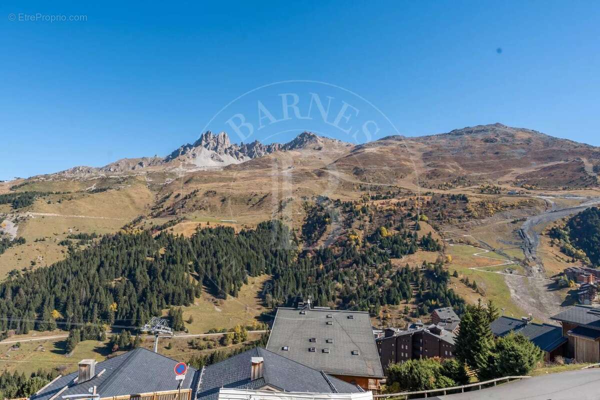 Appartement à LES ALLUES