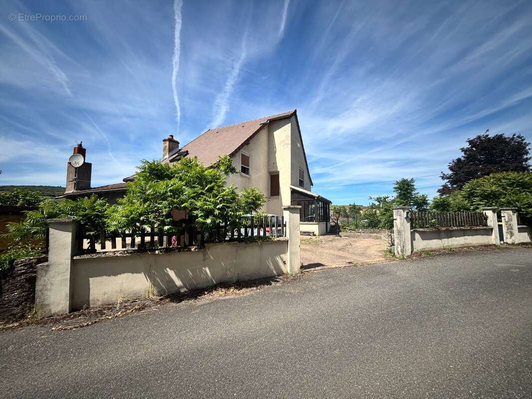 Maison à vendre 4 pièces SAINT DESERT (71) - photo 2