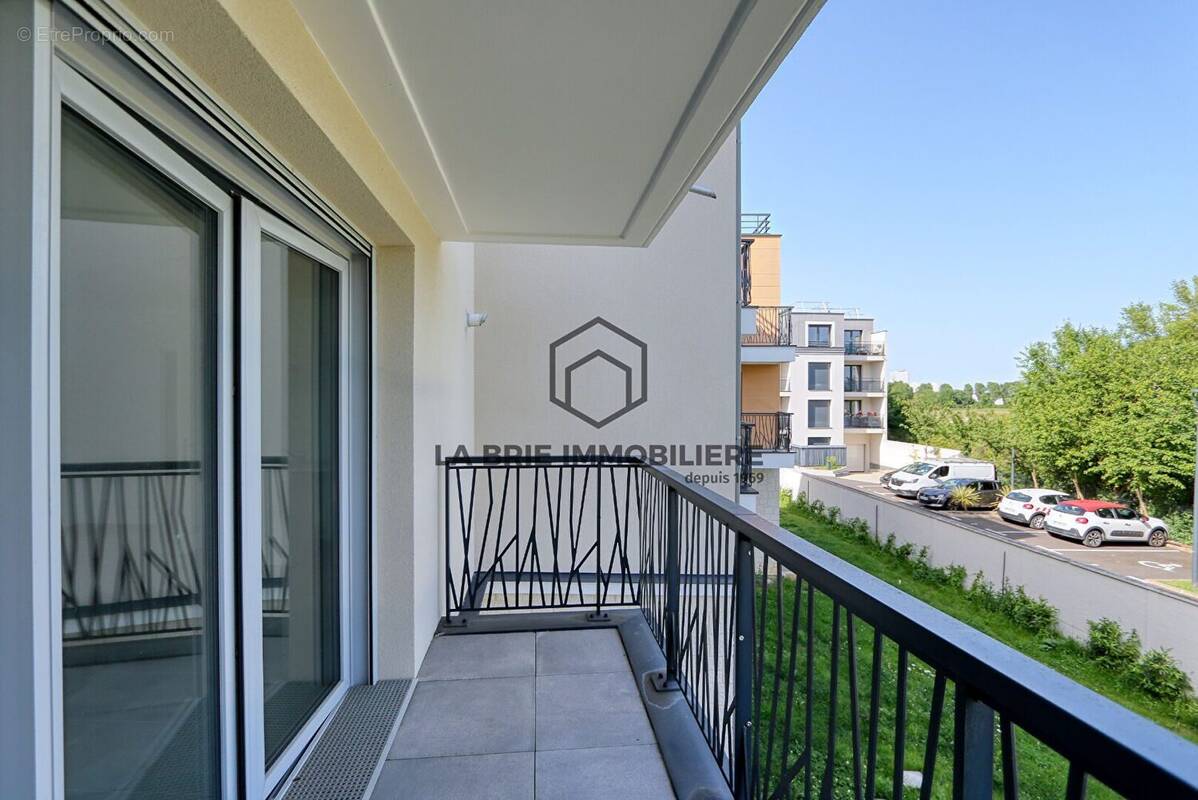 Appartement à CHENNEVIERES-SUR-MARNE