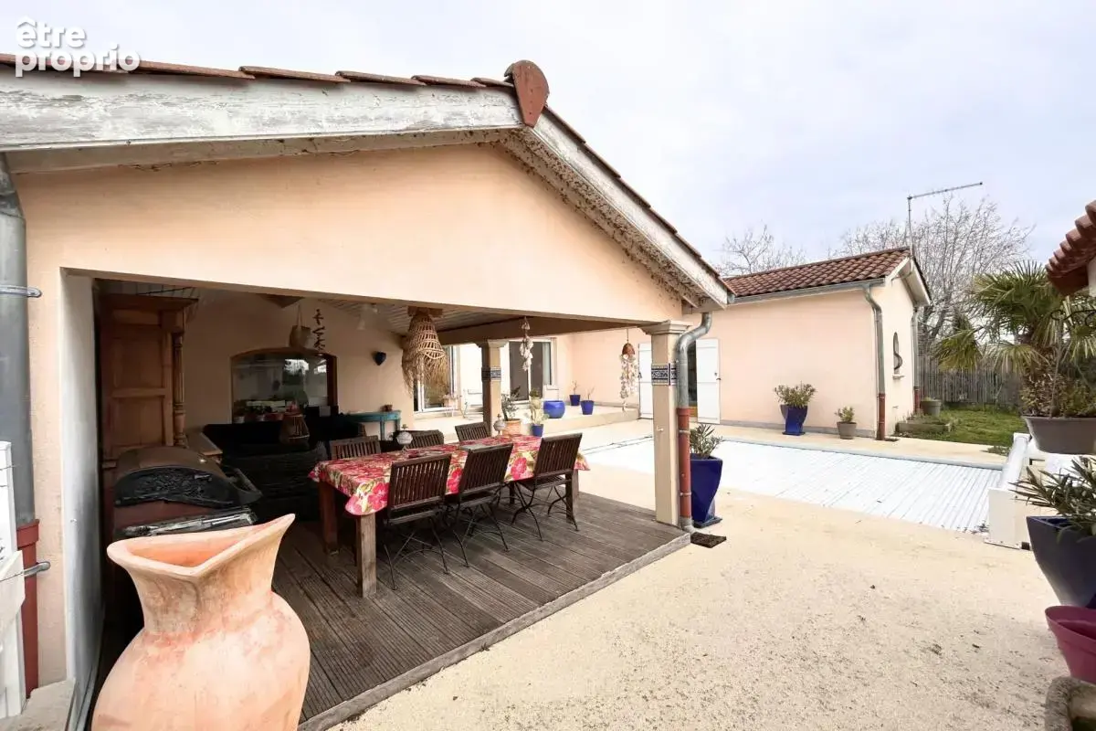 69290 grezieu la varenne - maison à vendre 5 pièces  - plain pied - piscine - gargae -calme - sans vis a vis - photo 16