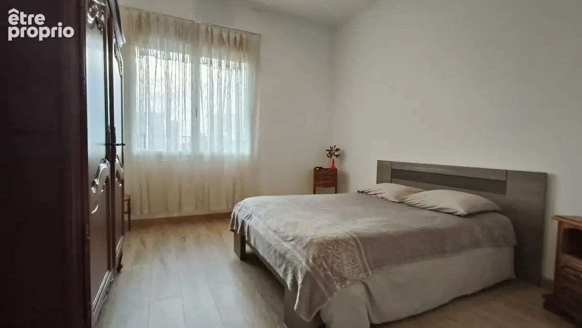 Vous cherchez une maison où tout peut se faire à pied… sans renoncer au calme ? - photo 17