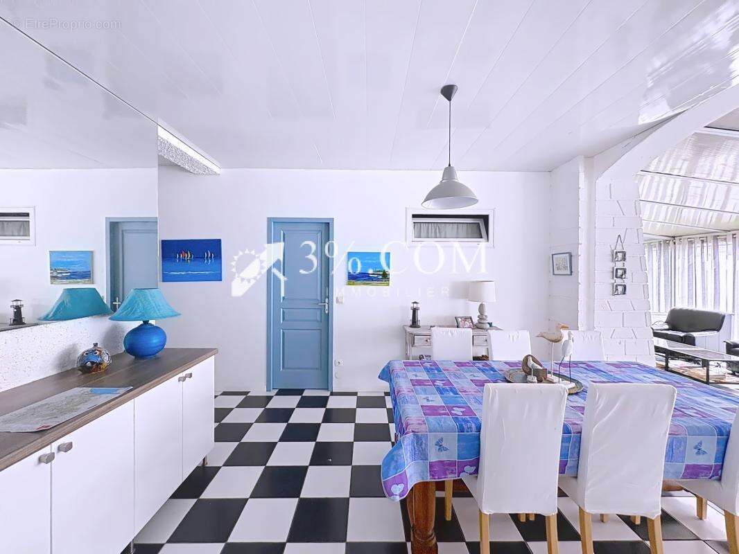 Appartement à FLEURY