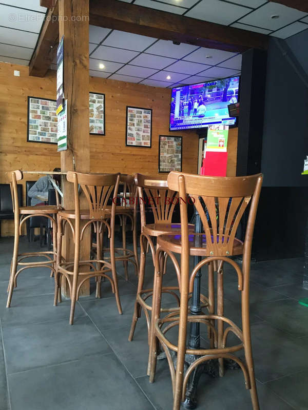 Autre à SAINT-QUENTIN