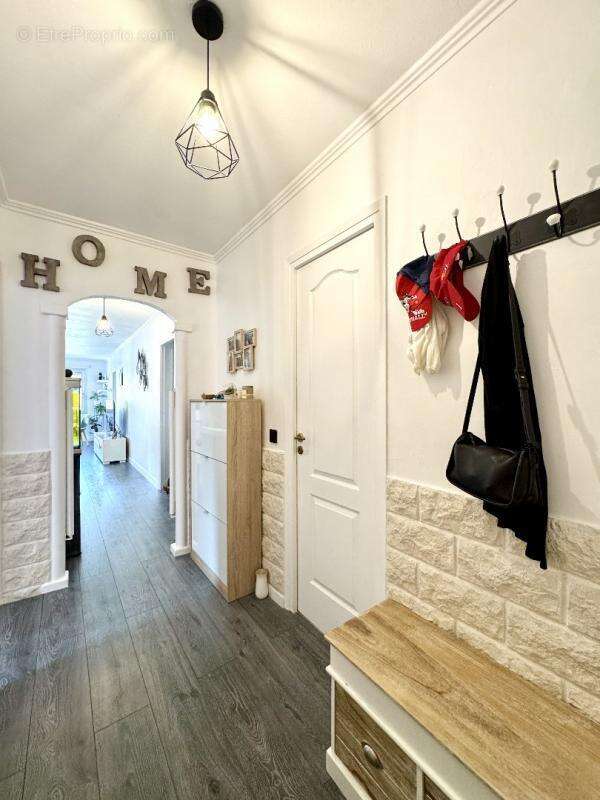 Appartement à MENTON