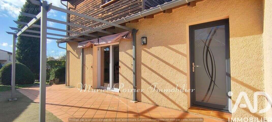 Photo 2 - Maison à LA SALVETAT-SAINT-GILLES