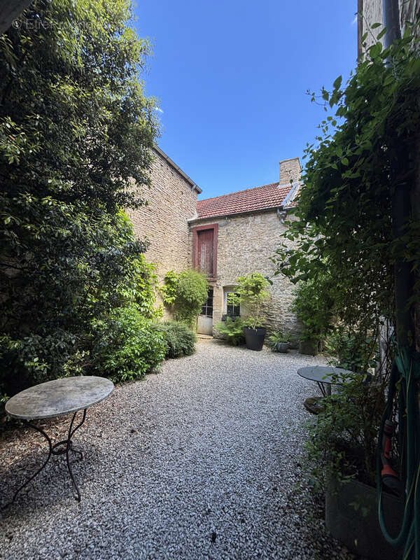 Maison à CHATILLON-SUR-SEINE
