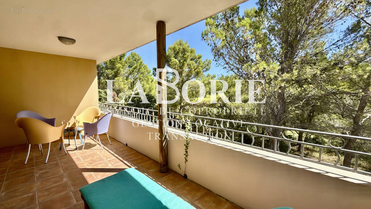 Appartement à SAUMANE-DE-VAUCLUSE
