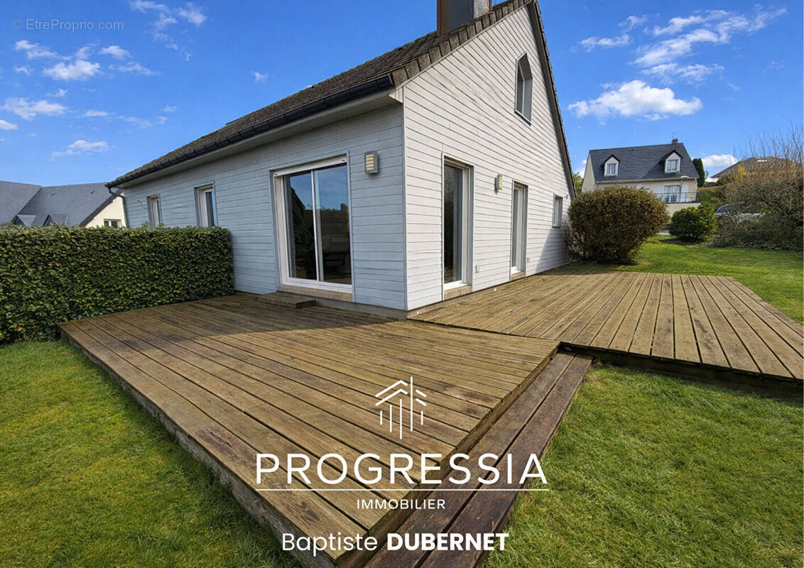 Maison à FONTAINE-LA-MALLET