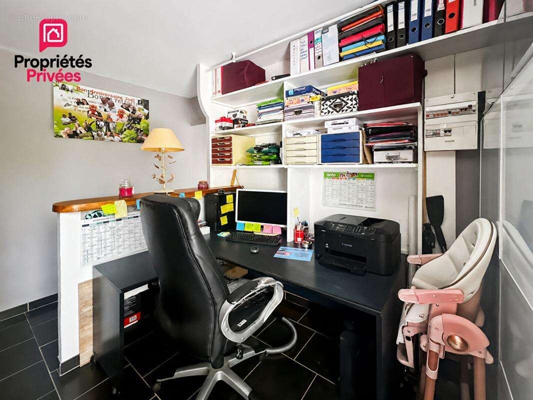 Maison en pierre rénovée de 142 m² sur plus de 7 300 m² - photo 14