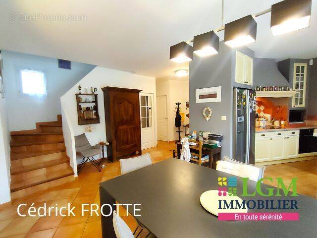 Maison à MONTBOUCHER-SUR-JABRON