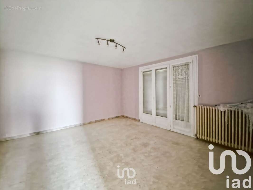 Photo 8 - Maison à GERMIGNY