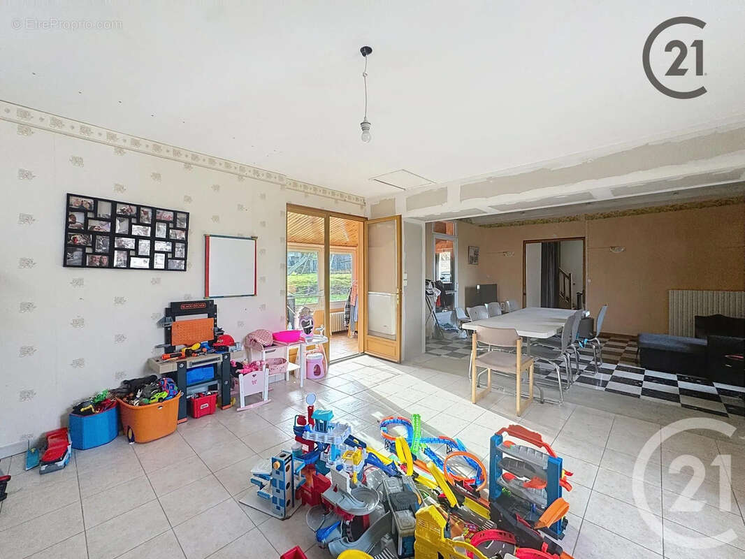 Maison à PERCENEIGE