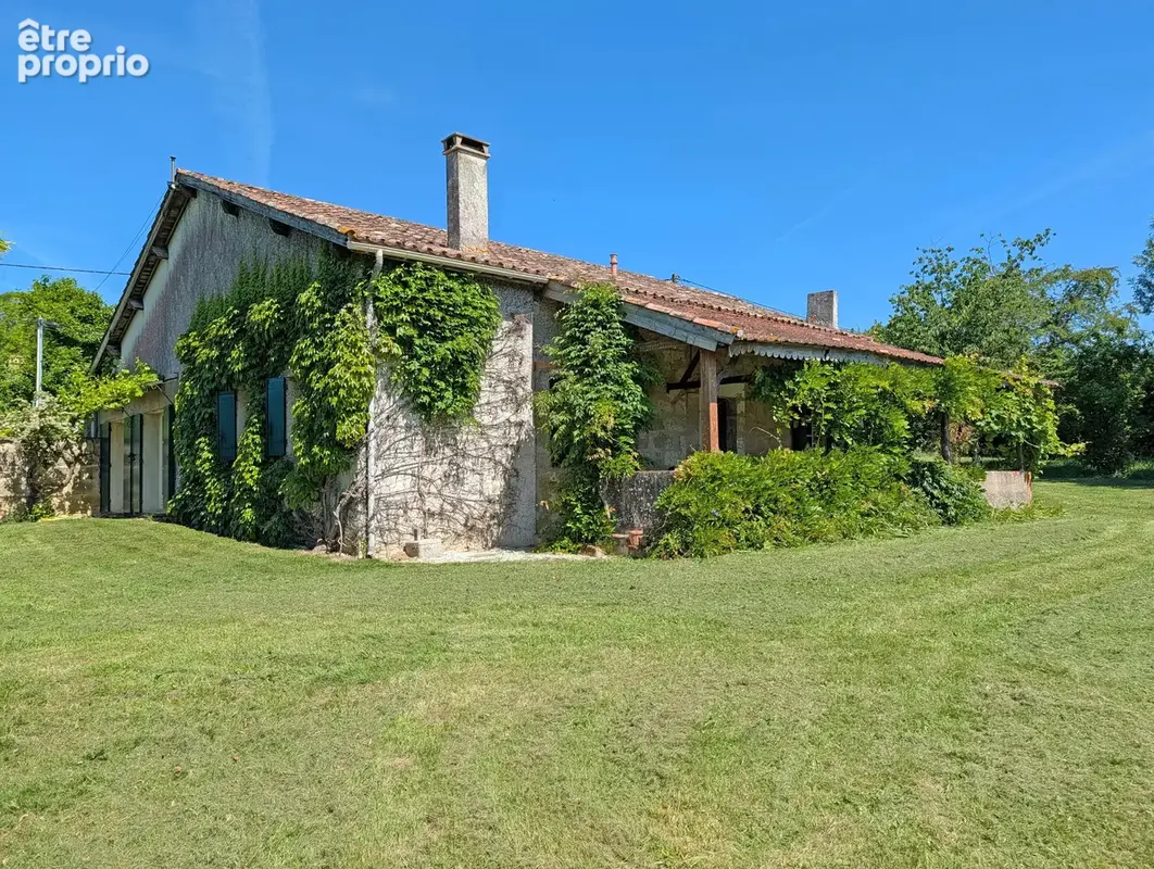 Maison à SEYCHES