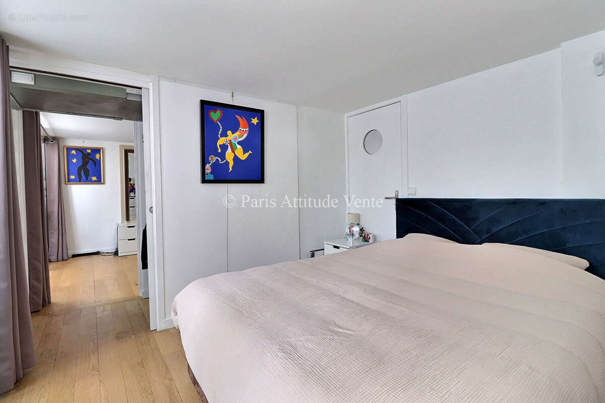 Appartement à PARIS-2E