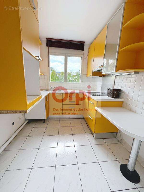 Appartement à ISSY-LES-MOULINEAUX