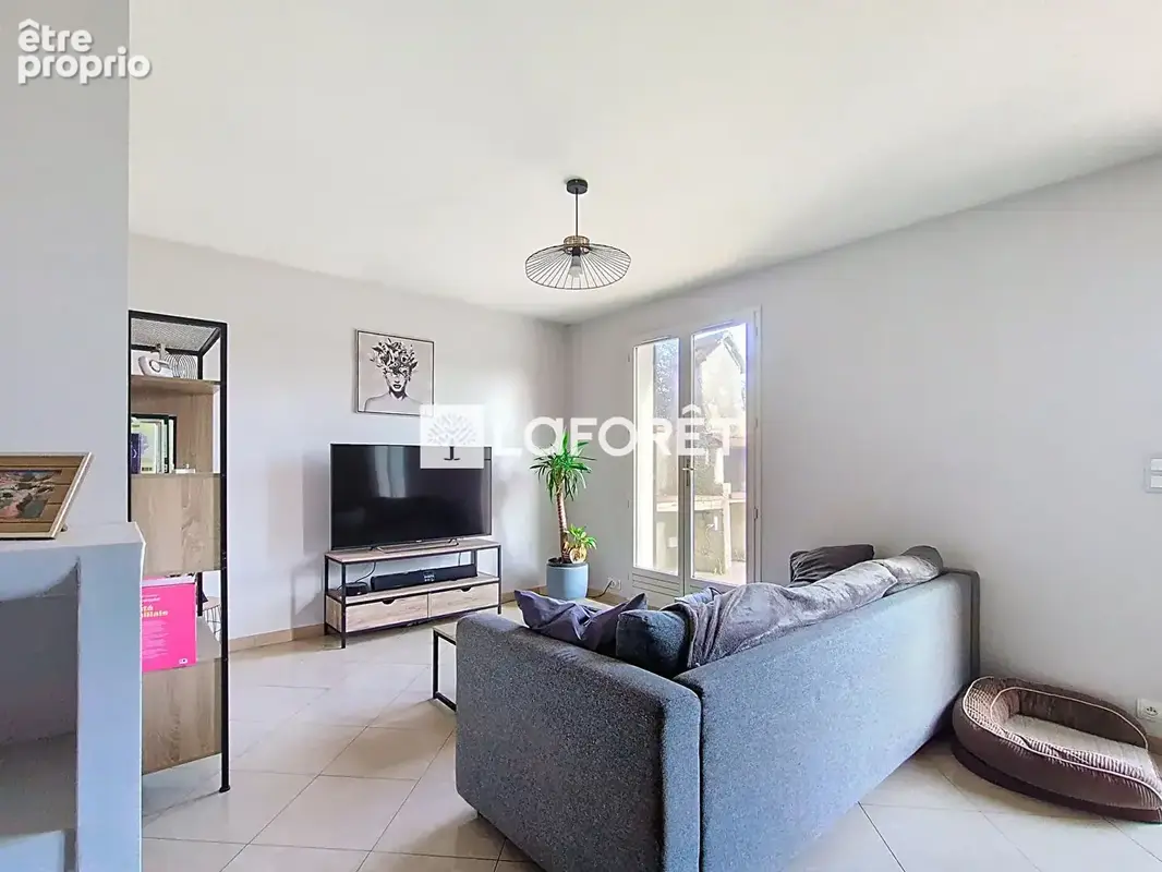 Maison 4 pièce(s) 95 m2 avec piscine et dépendance - photo 5