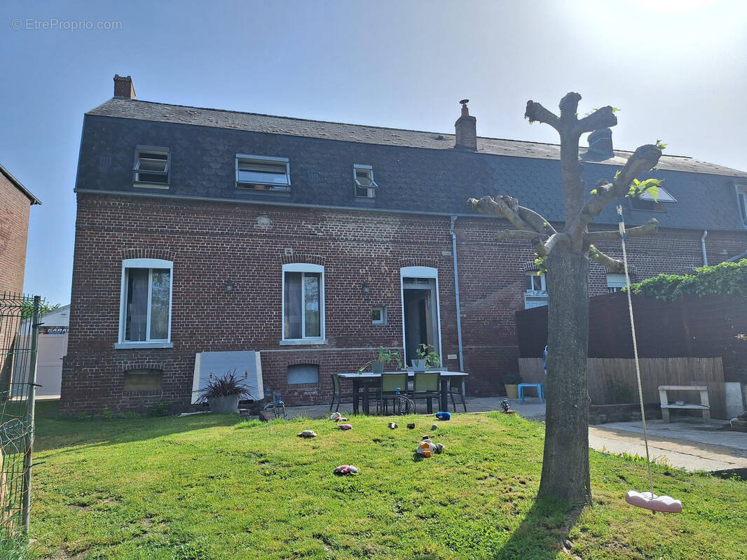 Maison à BEAUCHAMPS