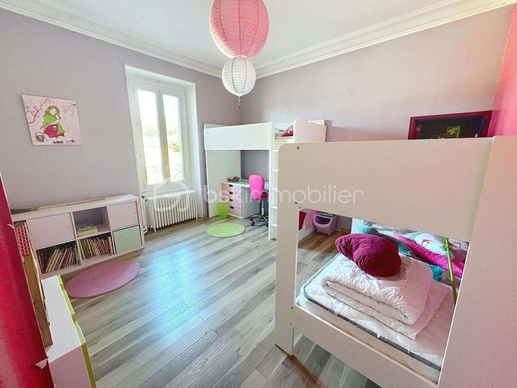 Authentique mas en pierre de 150 m² avec dépendances et cour privée - photo 9