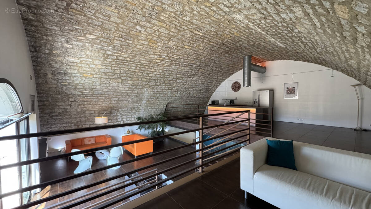 Appartement à AIX-LES-BAINS