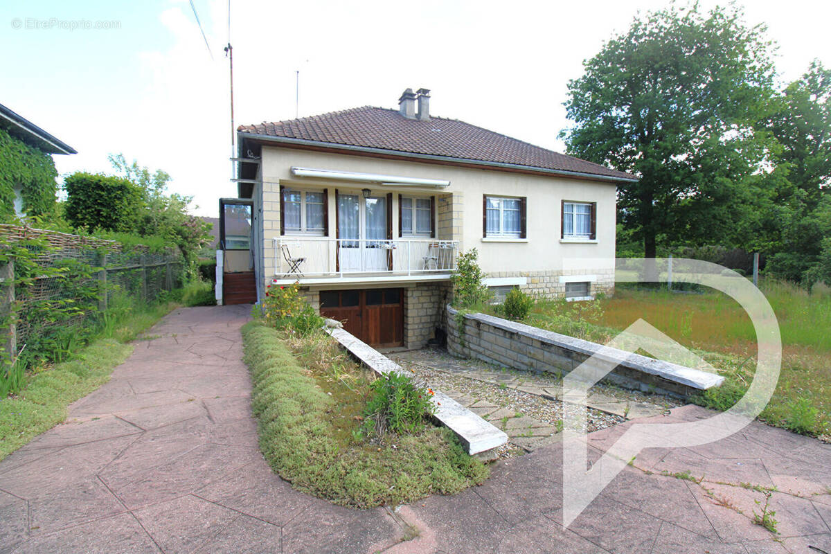 Maison à COYE-LA-FORET