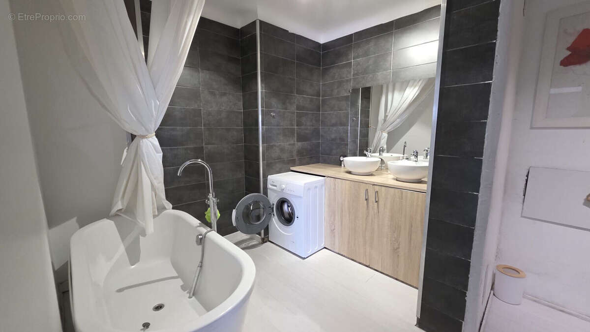 Appartement à CAGNES-SUR-MER