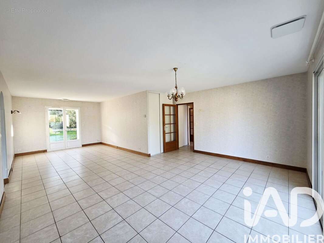 Photo 4 - Maison à AVANTON