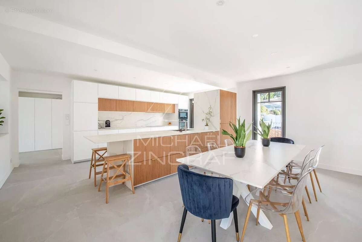 Maison à LE BOUSCAT