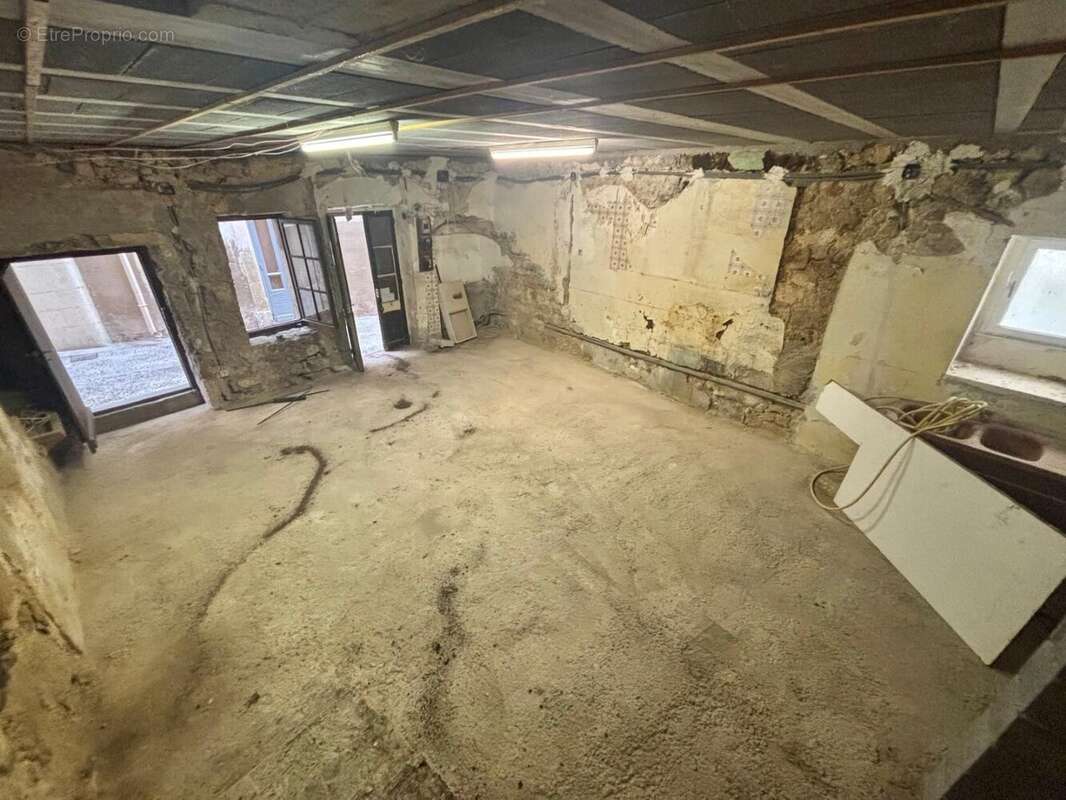 Idéal investisseurs, artisans ou amateurs de rénovation ! - photo 2