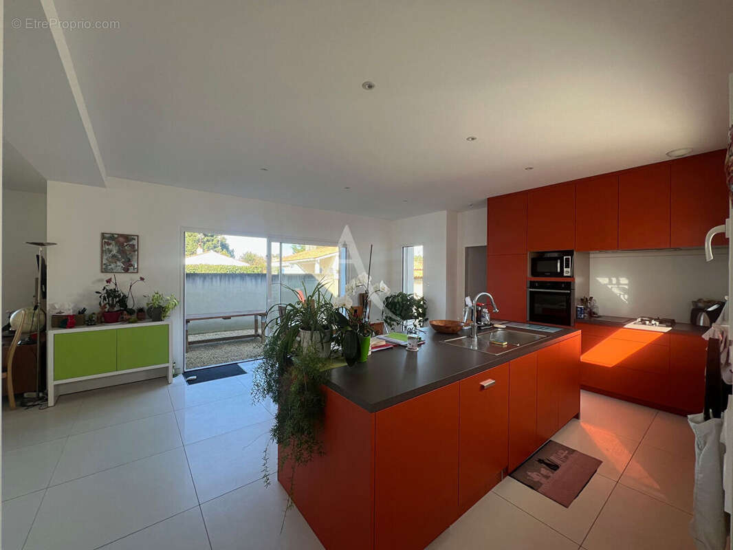 Maison à LONGEVILLE-SUR-MER