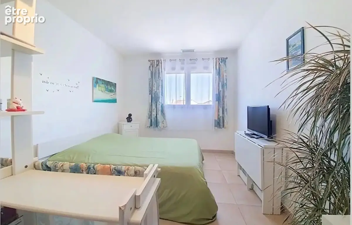 Maison à vendre 5 pièces LA ROQUETTE SUR SIAGNE (06) - photo 5