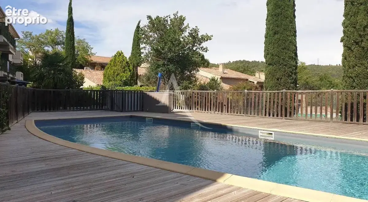 Appartement type 2 de  43.47 m2 places de parking terrasse ascenseur piscine au calme greoux les bains - photo 8