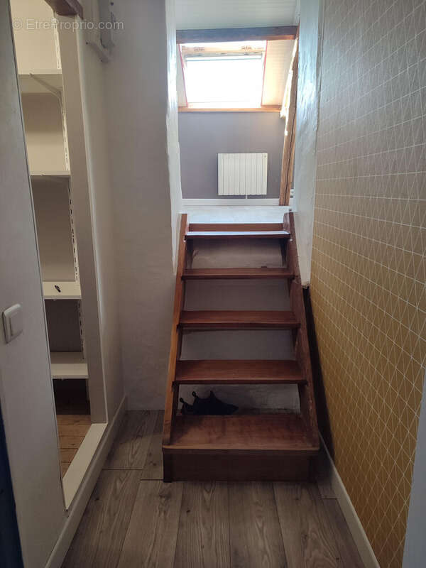 Appartement à NEUVILLE-SUR-OISE