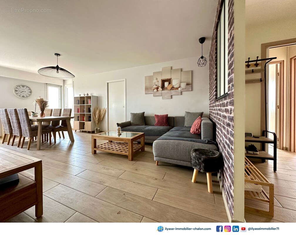 Appartement T4  78 m2  2 balcons - photo 10