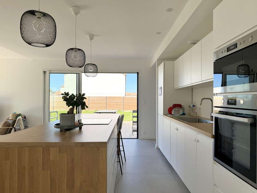 Cuisine - Maison à CHALLANS