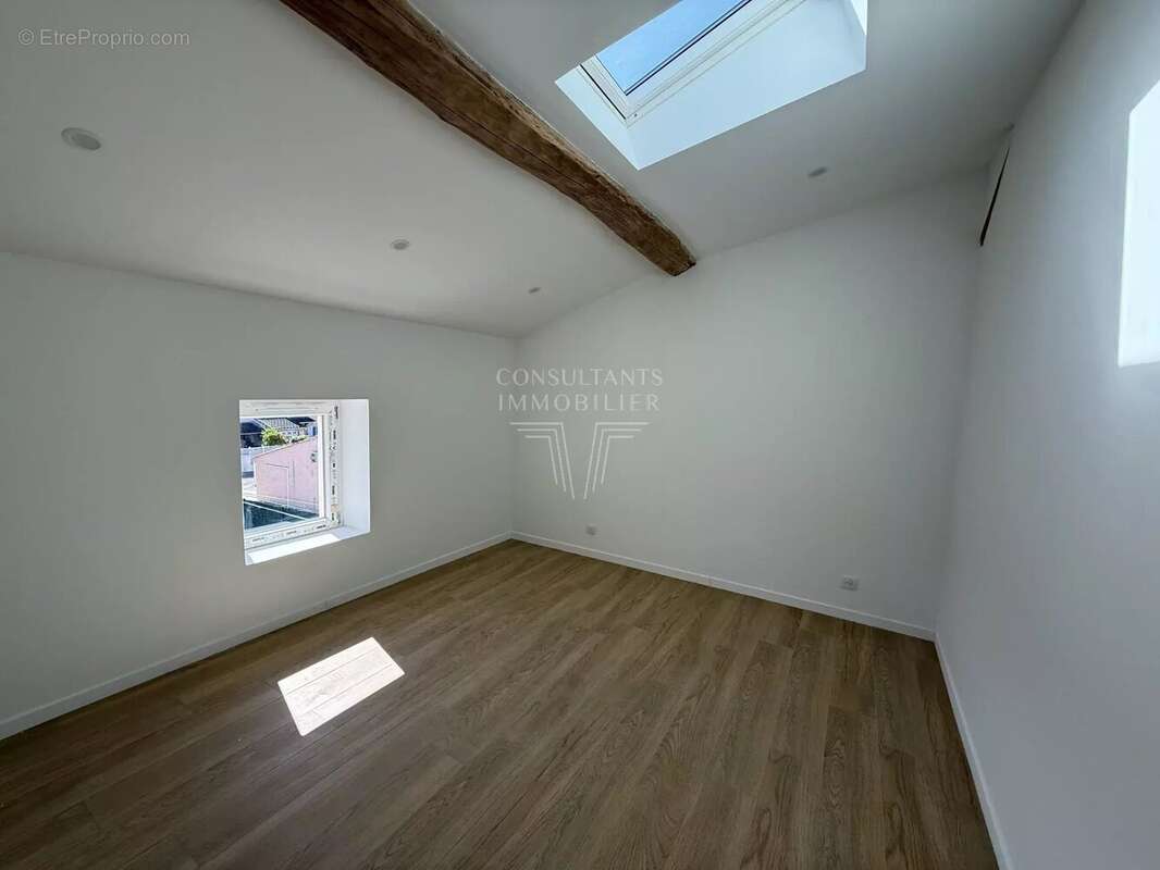 Appartement à PEGOMAS