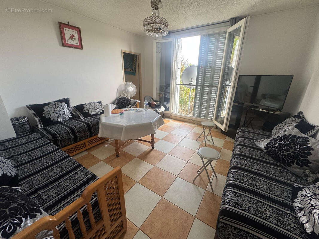 Valréas - appartement t3 - 2 chambres - photo 5