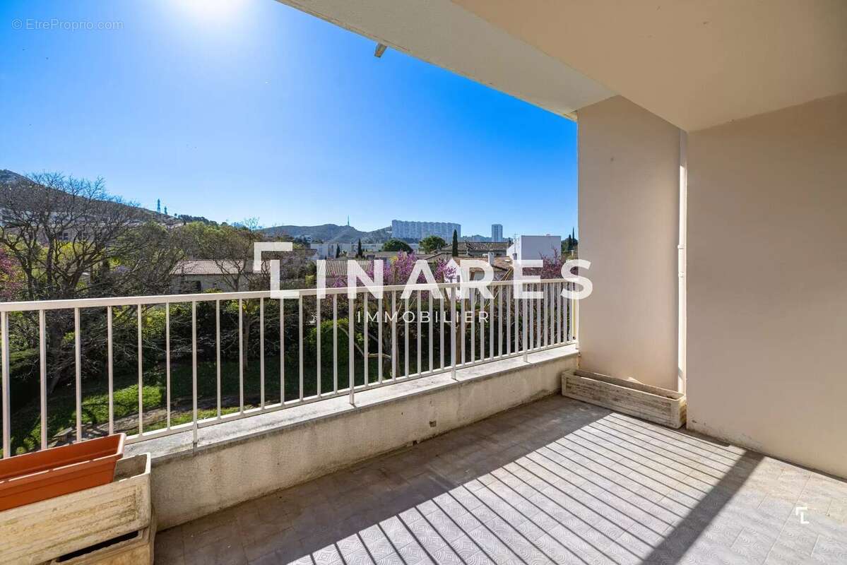 Appartement à MARSEILLE-9E