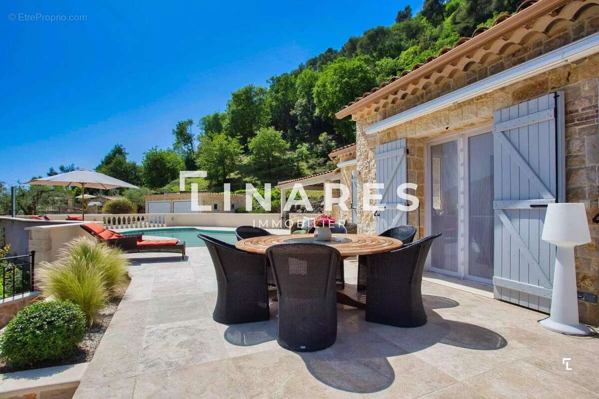 Maison à GRASSE